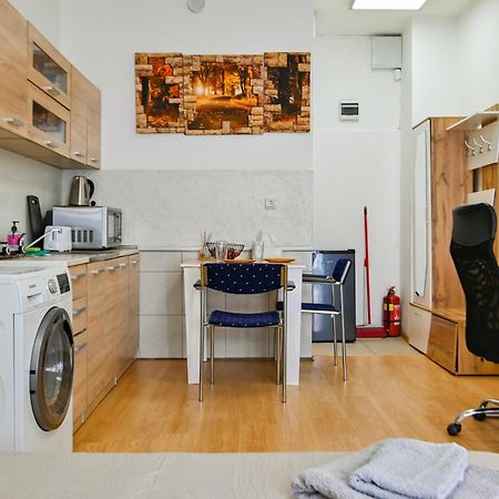 Cozy Apartment In Central 소피아 외부 사진