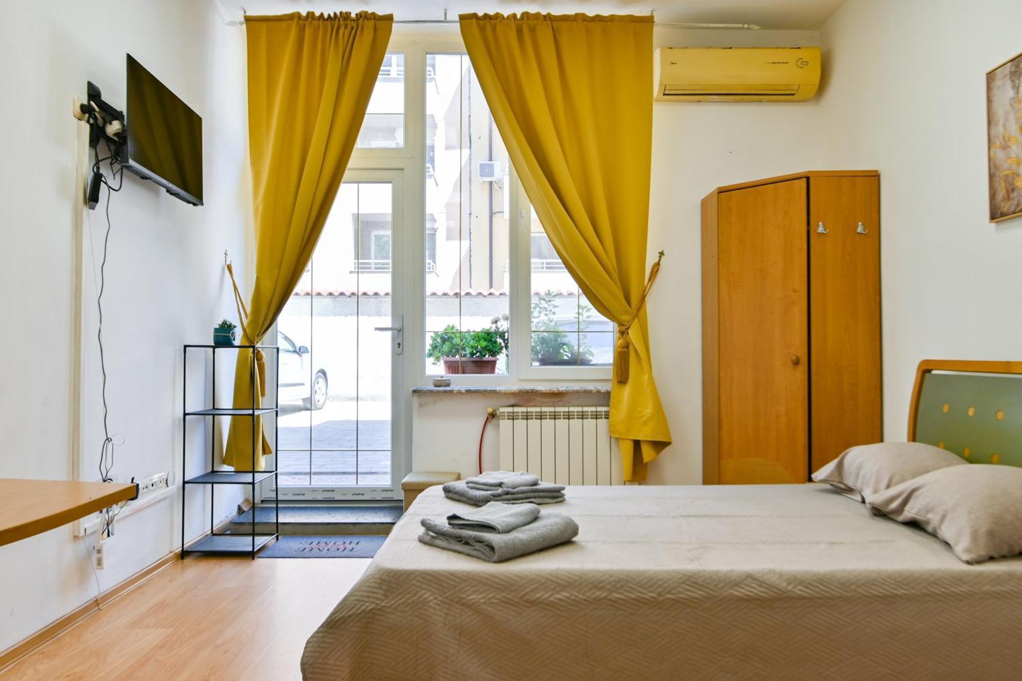Cozy Apartment In Central 소피아 외부 사진
